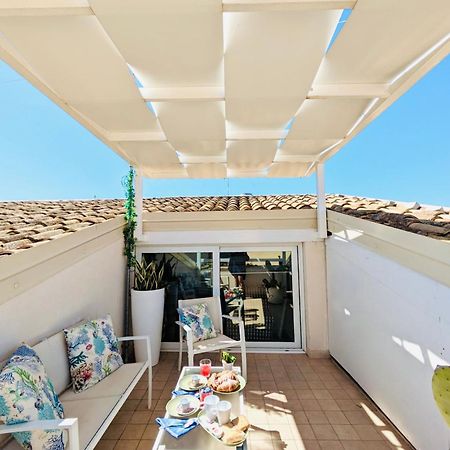 Mare Del Sud , Lovely Apartment With Sea View Pozzallo Exterior foto